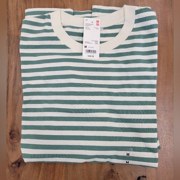 Uniqlo Mens striped t-shirt NWT - Picture 2 of 5